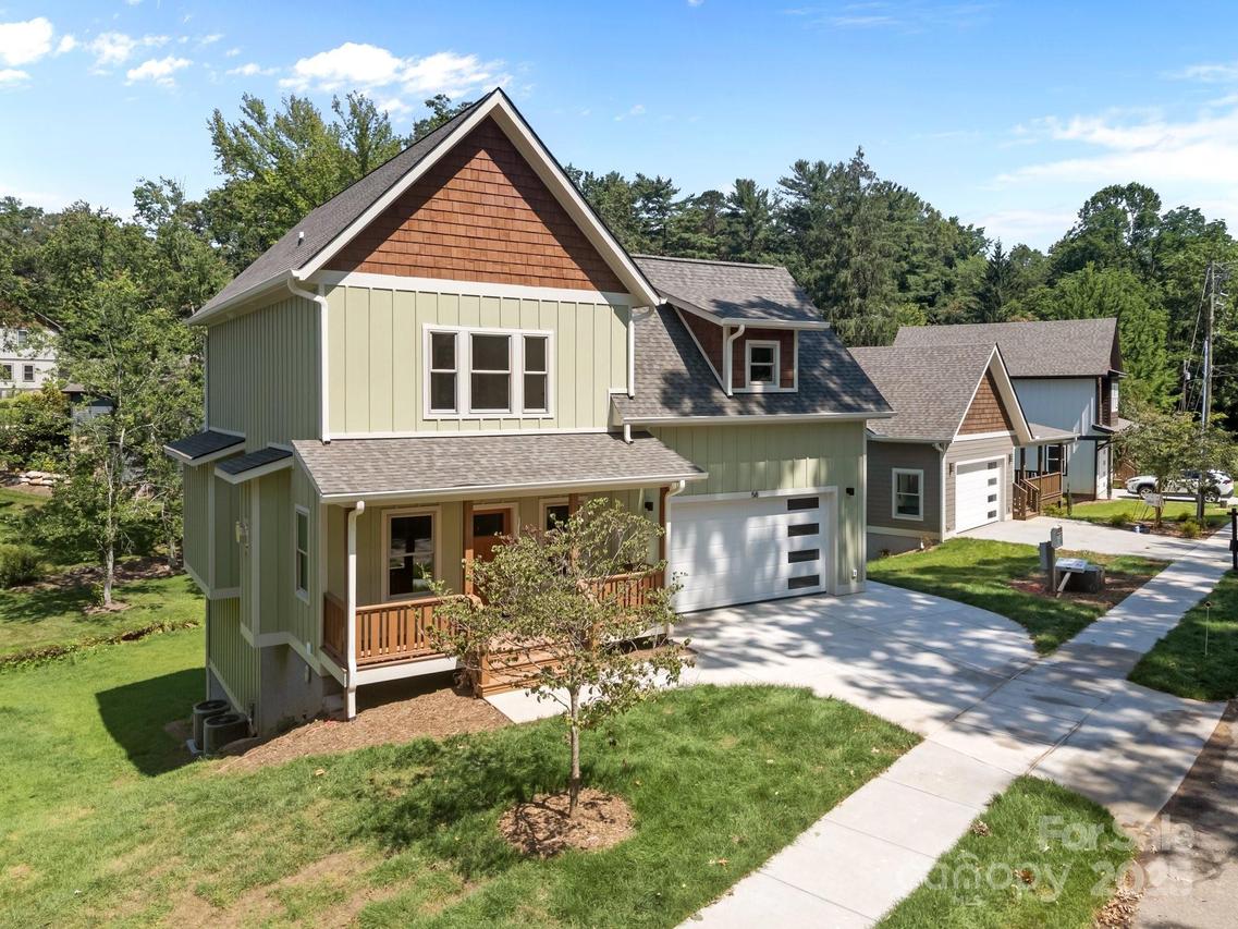58 Pinedale Rd., Asheville, NC 28805
