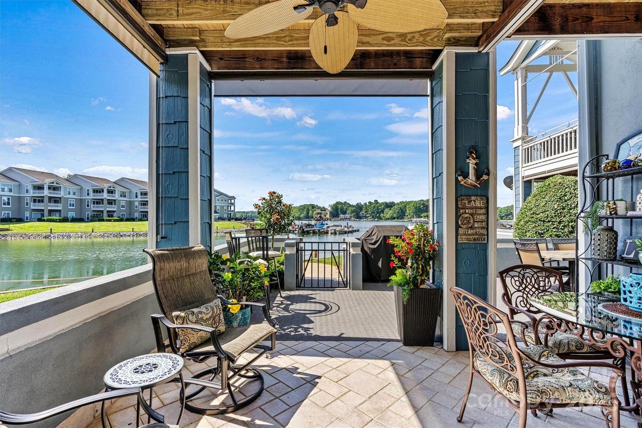1007 Southwest Dr., Davidson, NC 28036