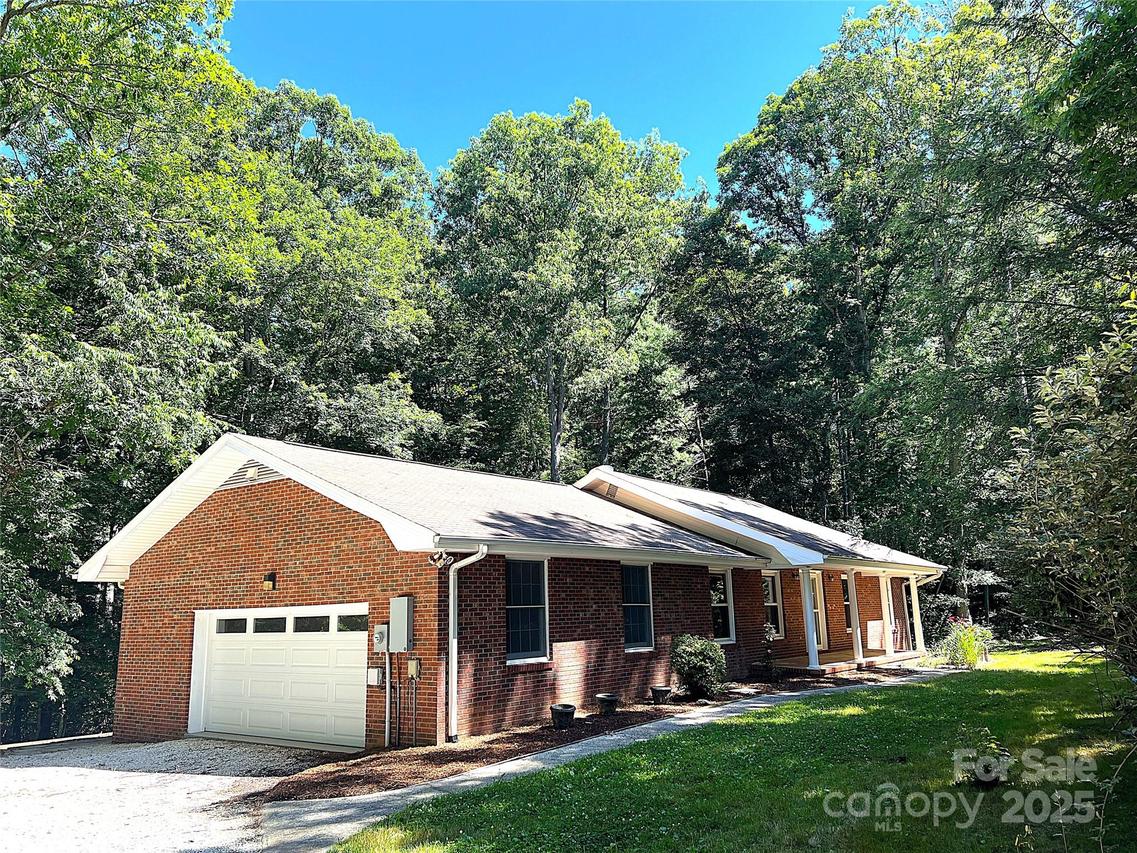 341 S Rugby Rd., Hendersonville, NC 28791