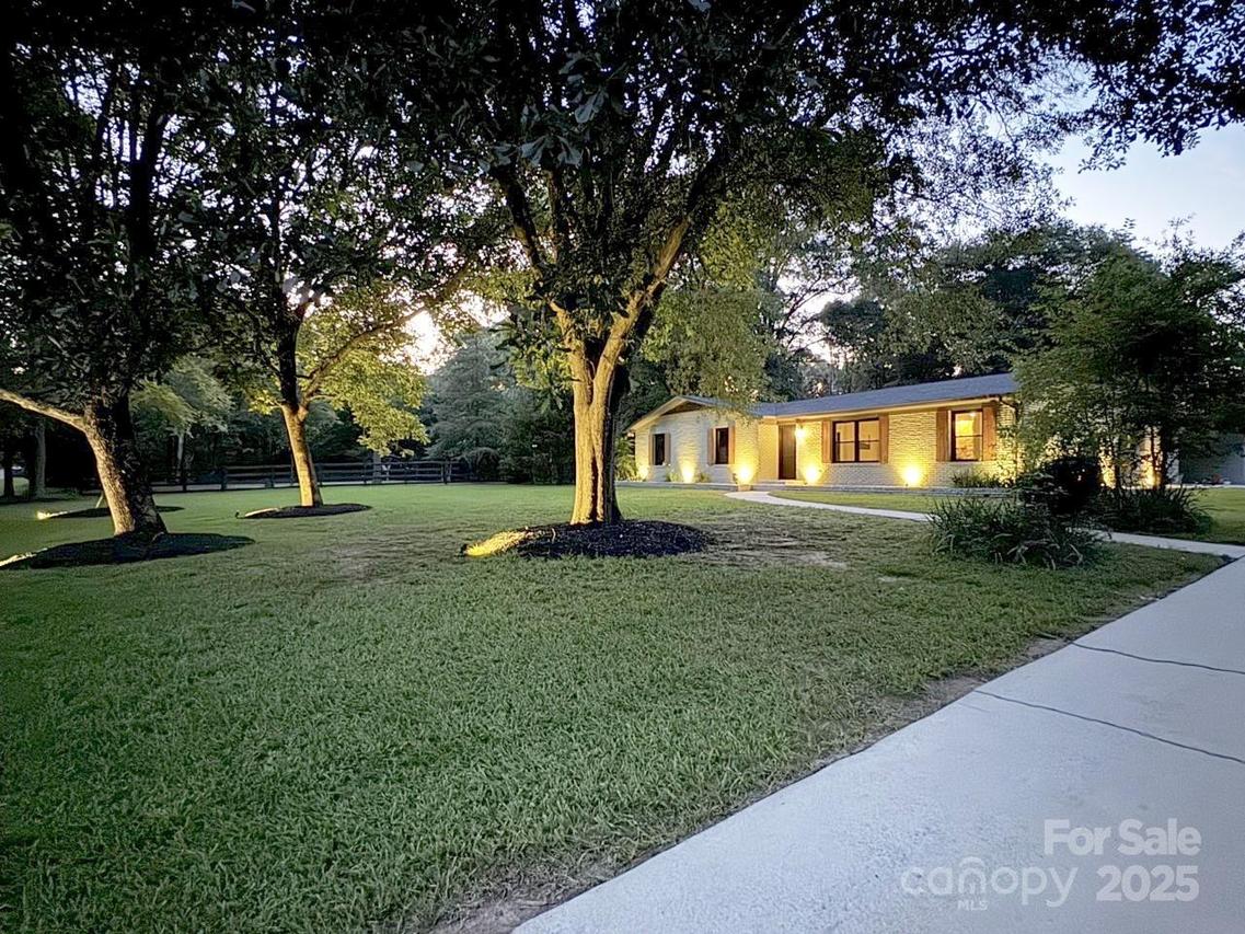 209 Falcon Dr., Concord, NC 28025