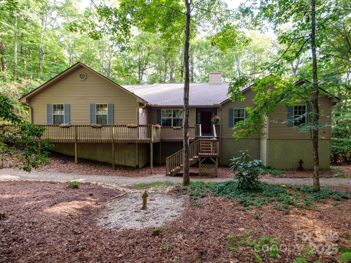 3128 Connestee Tr., Brevard, NC 28712