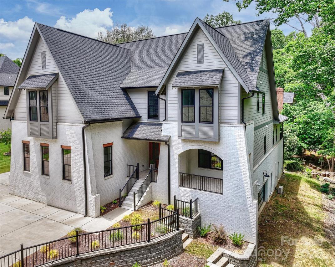 7011 Chateau Bordeaux Ln., Charlotte, NC 28270