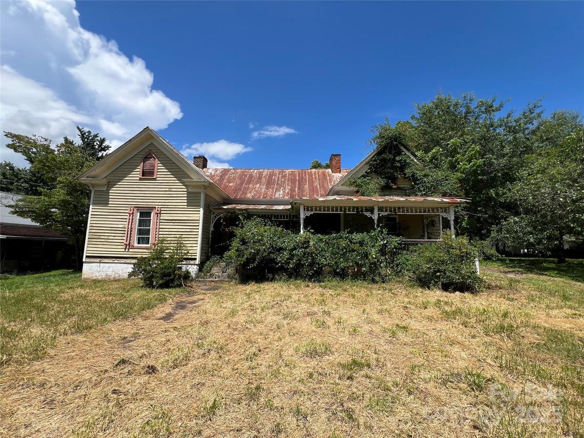 6268 Hudlow Rd., Union Mills, NC 28167