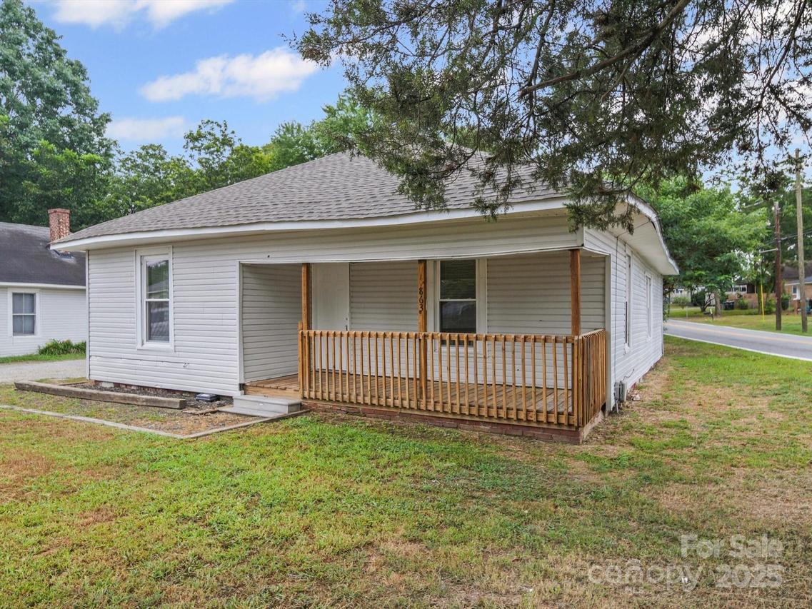 863 Old Charlotte Rd., Concord, NC 28027