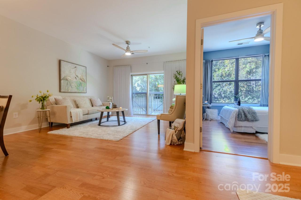 630 Calvert St. #1110, Charlotte, NC 28208