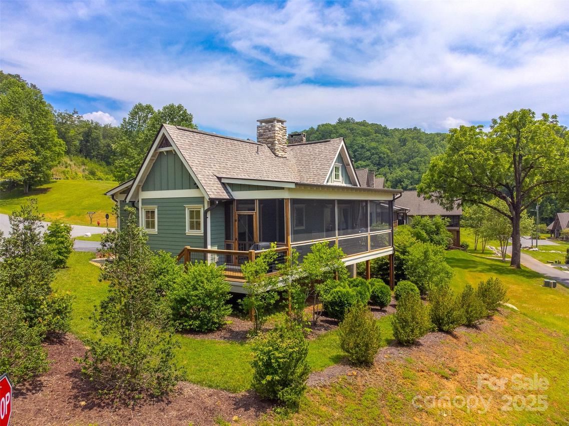 396 River Club Dr., Cullowhee, NC 28723