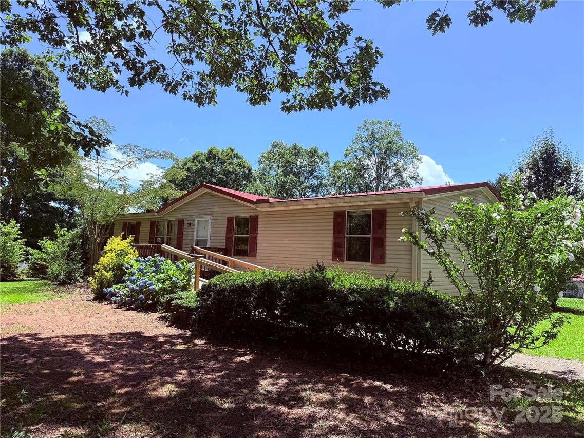 4183 Tonys Tr., Lenoir, NC 28645
