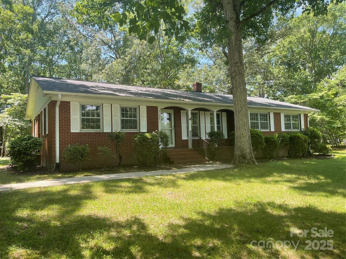 2120 Marwood Ln., Albemarle, NC 28001