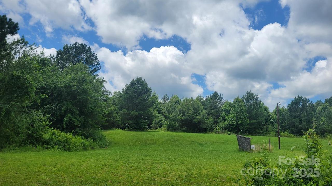 000 Riverview Rd., Lincolnton, NC 28092
