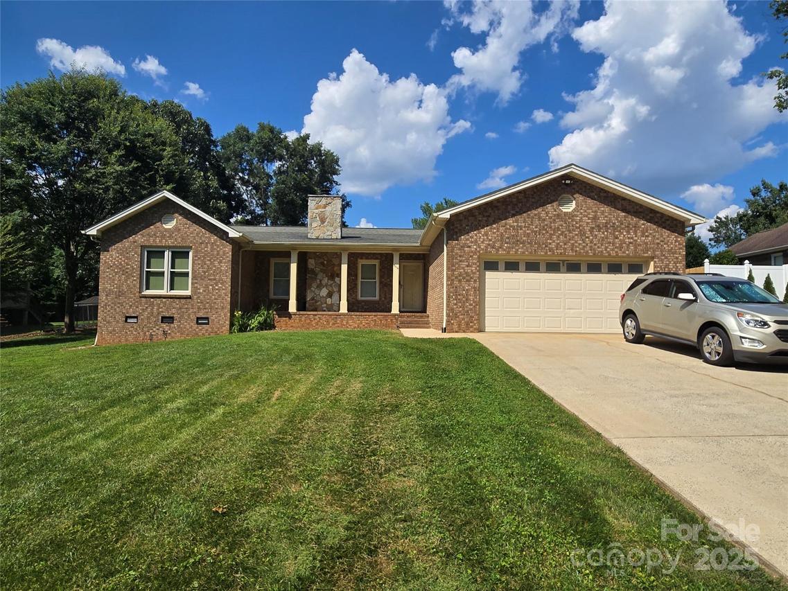 5238 Bethel Church Rd., Hickory, NC 28602