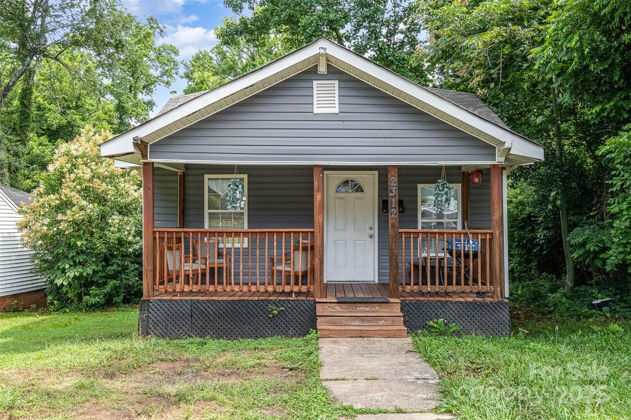 2312 Tate St., Charlotte, NC 28216