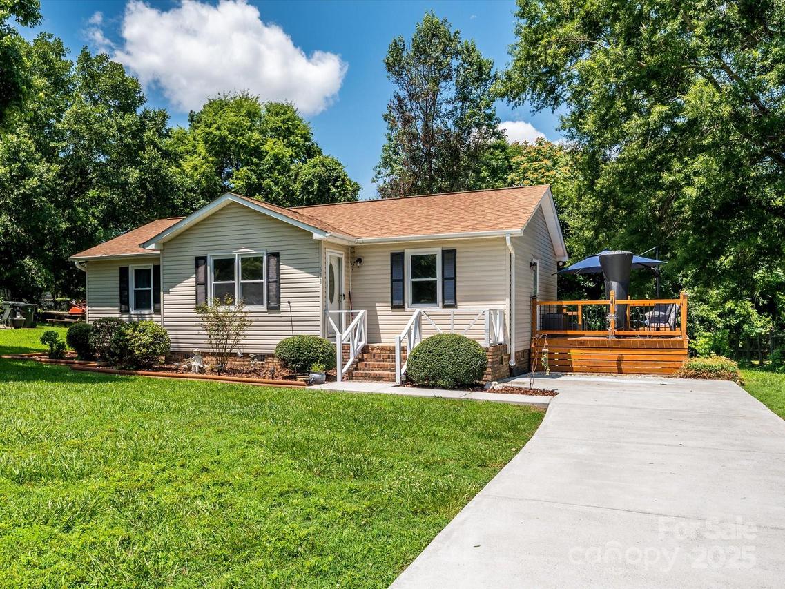 618 Springfield Dr., Concord, NC 28027