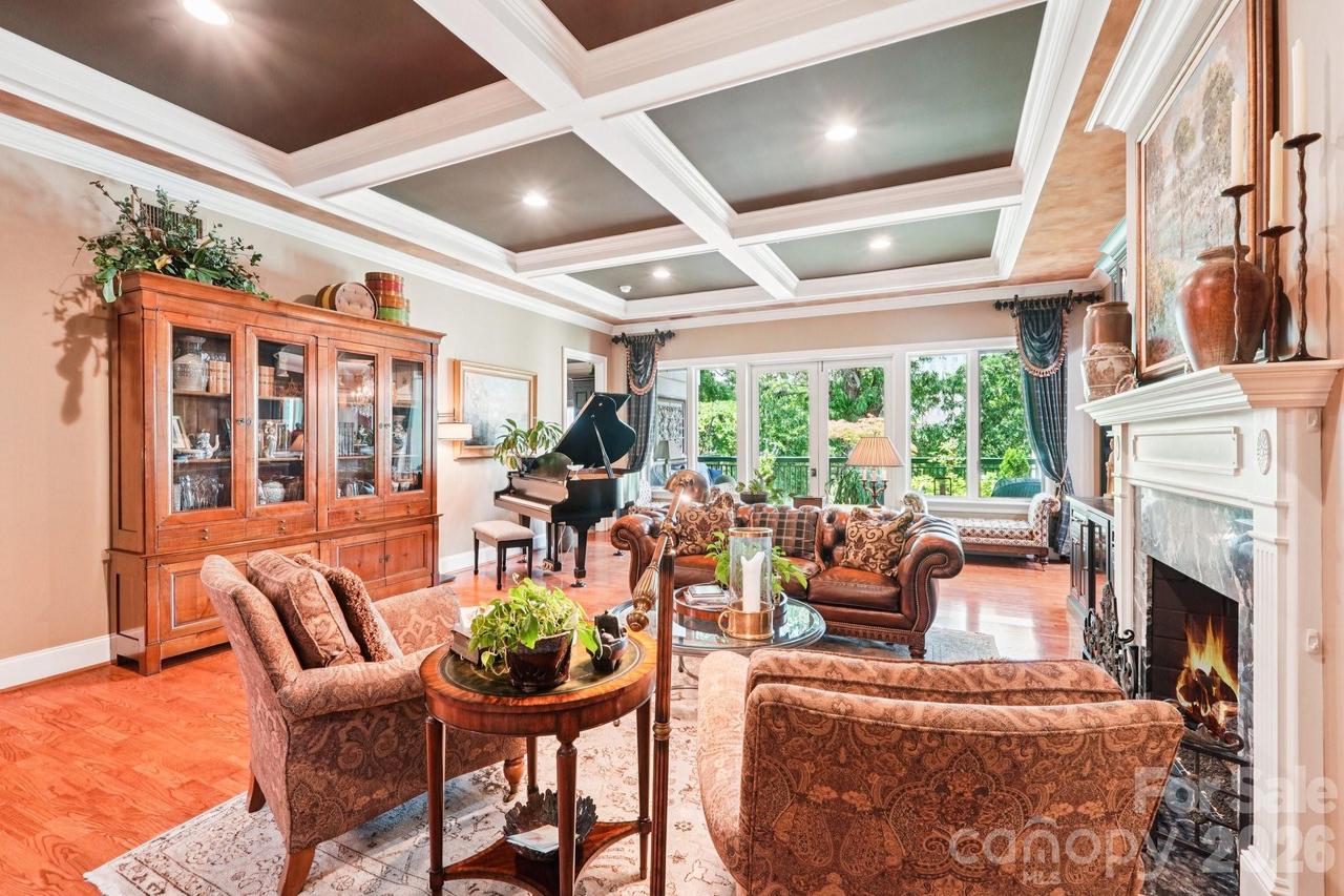 229 N Church St. #401, Charlotte, NC 28202