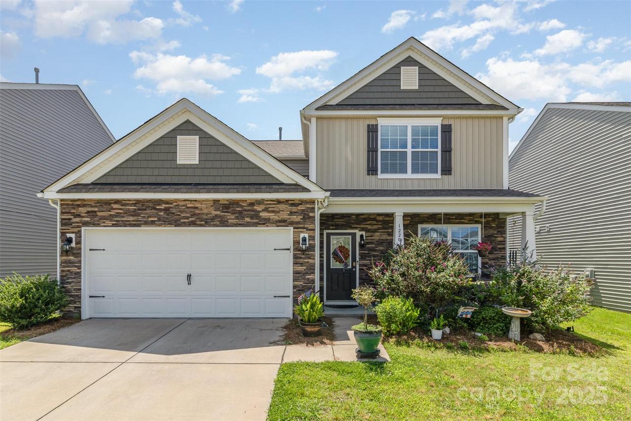 1220 Kent Downs Ave., Concord, NC 28027