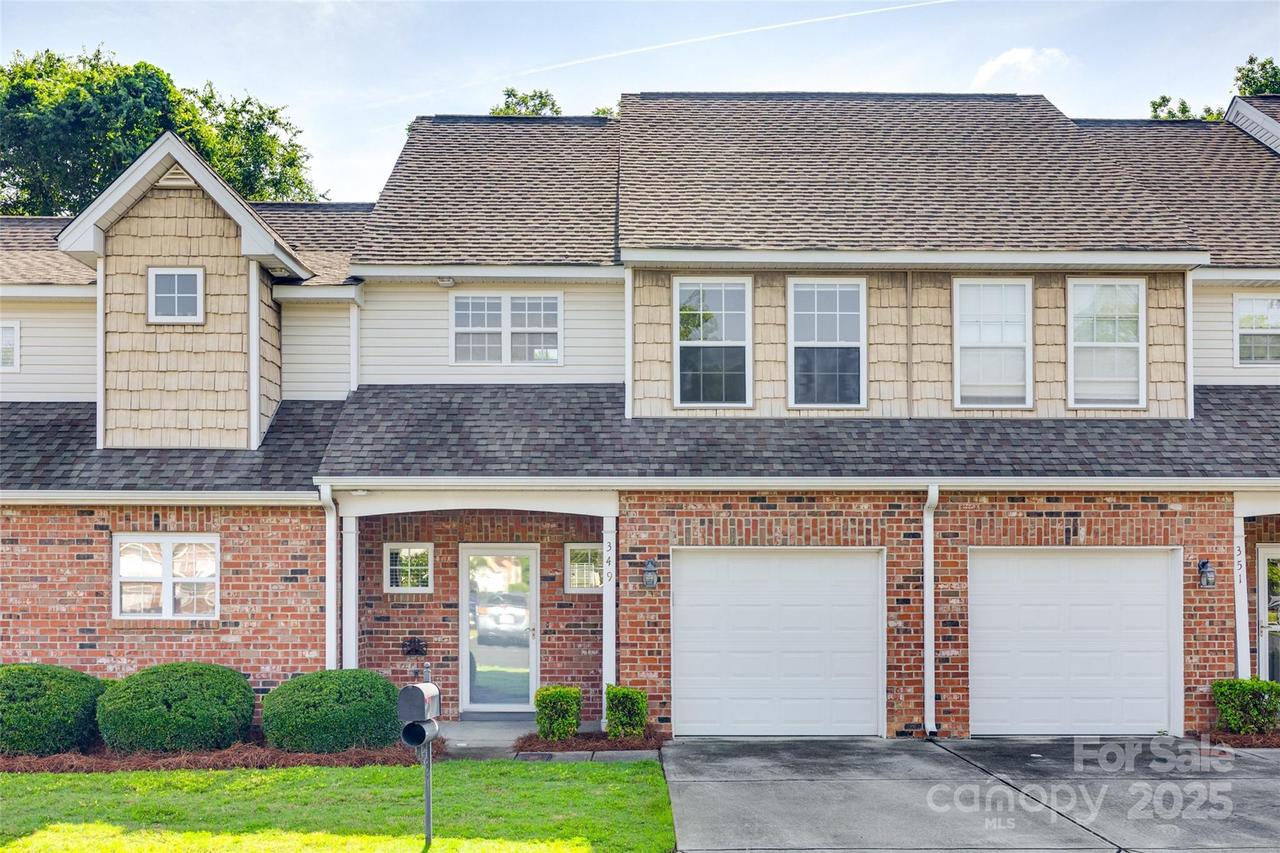 349 Valley Brook Ln., Concord, NC 28025