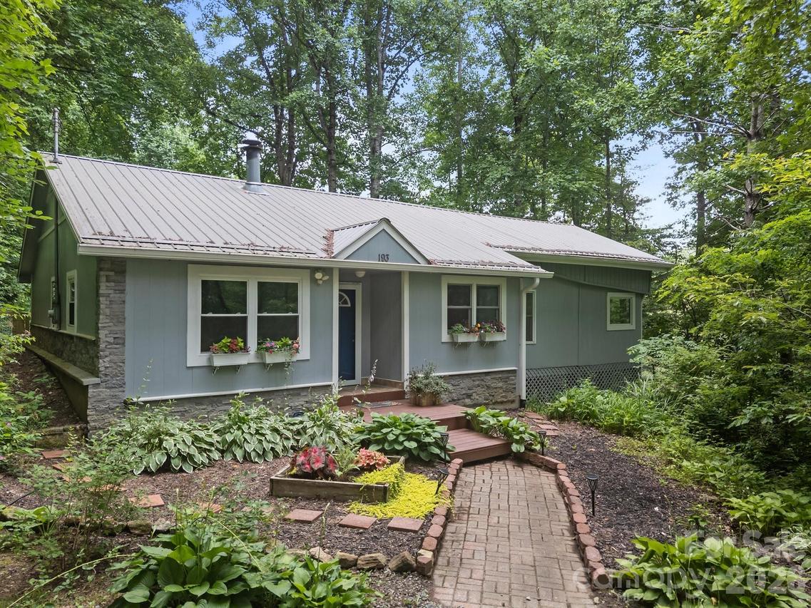 193 Timberside Dr., Mars Hill, NC 28754