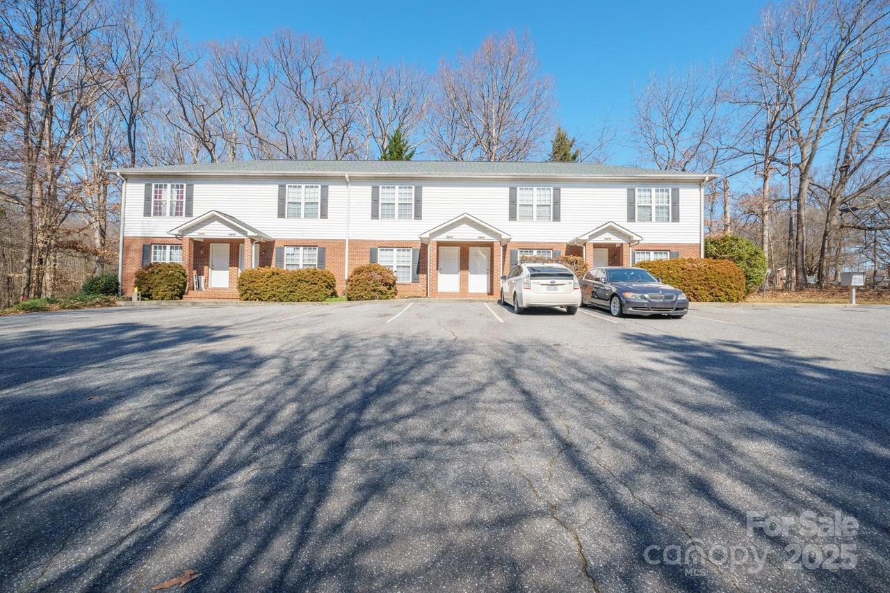 1009 22nd St. #A-E, Hickory, NC 28601