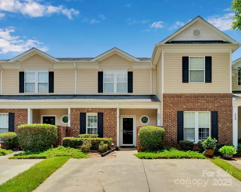 222 Ross Moore Ave., Charlotte, NC 28205