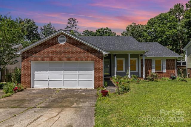 New Homes For Sale This Week That Attend Crown Point Elementary: June 13th to June 19th