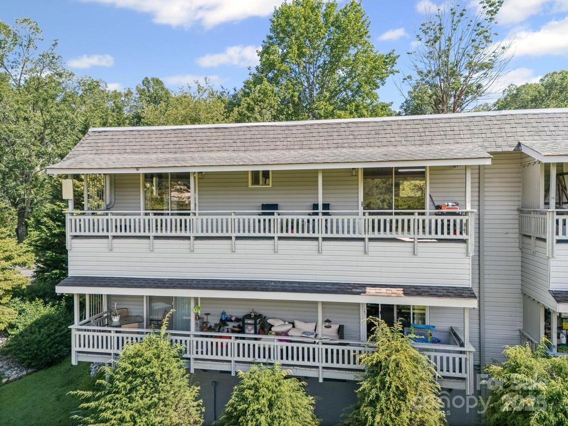 263 Fairway Ln. #H, Spruce Pine, NC 28777