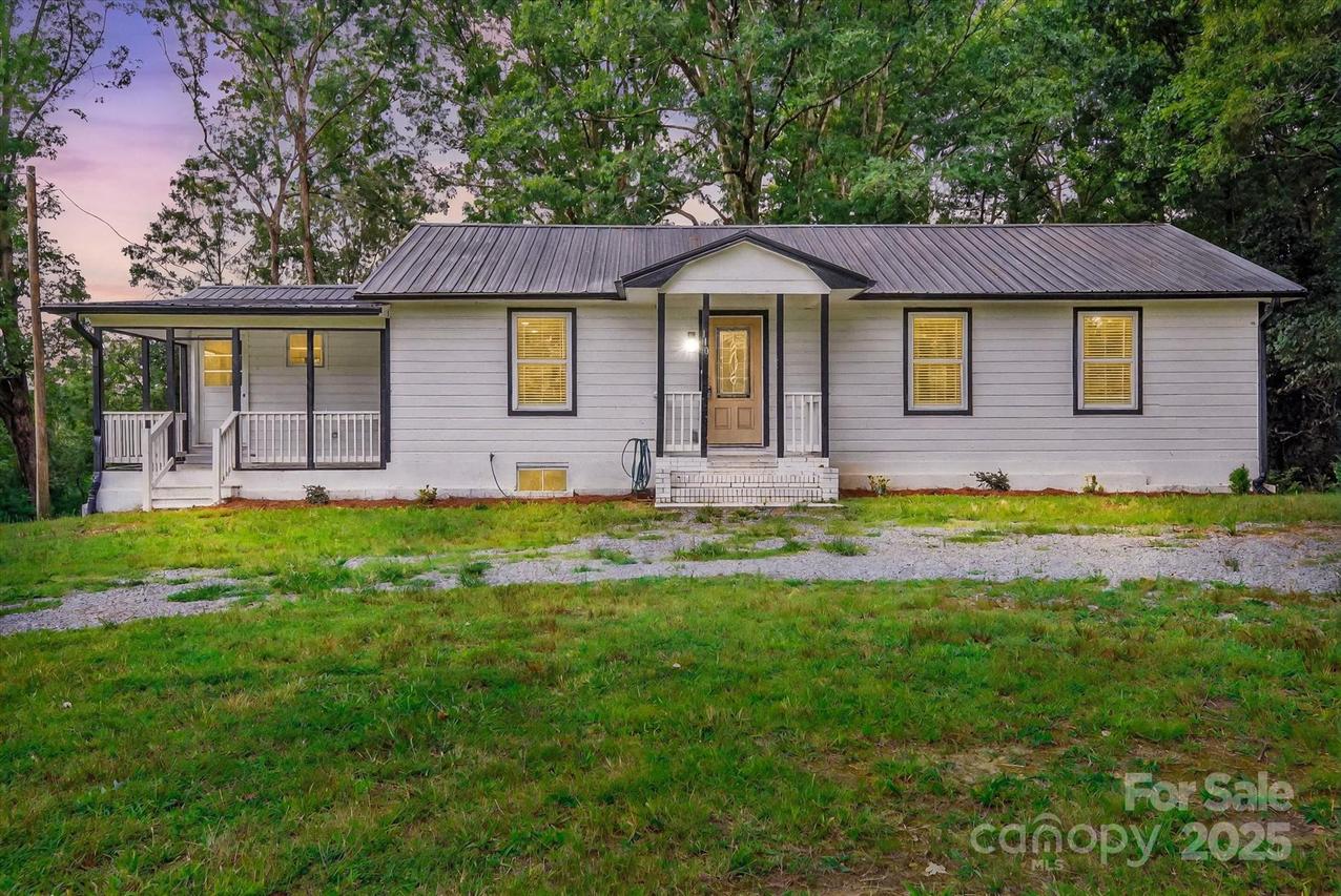 110 Lowery St., Peachland, NC 28133