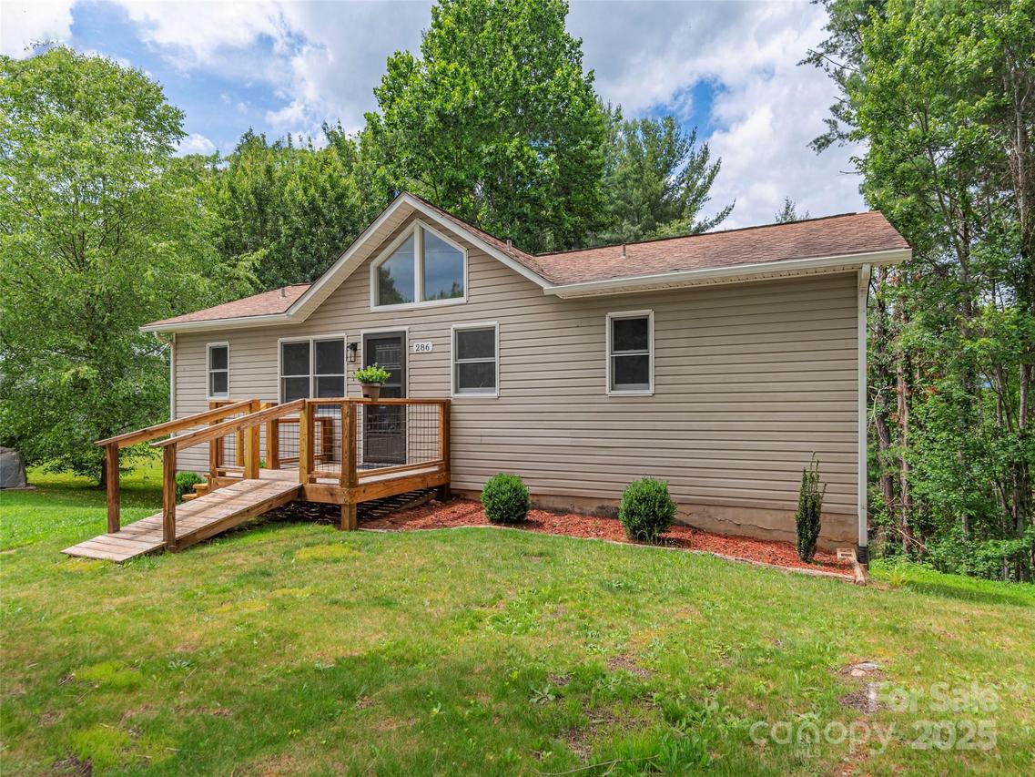 286 Keith Dr., Canton, NC 28716