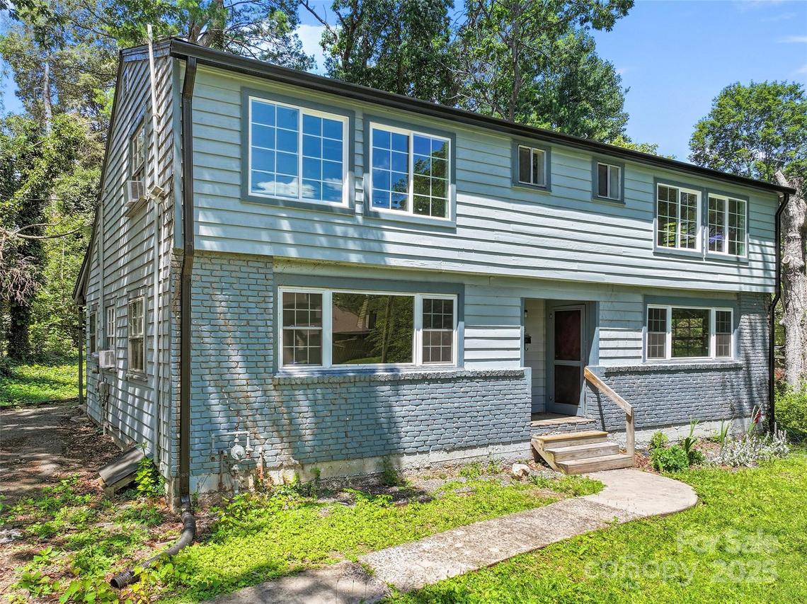 167 Mount Clare Ave., Asheville, NC 28801