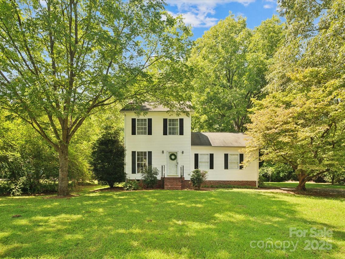 5828 Wilora Lake Rd., Charlotte, NC 28212