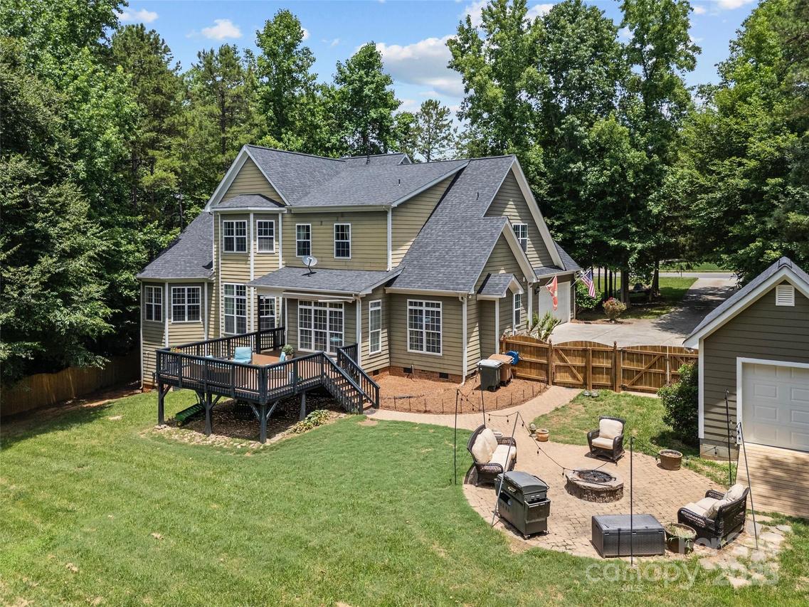 3020 Waxhaw Crossing Dr., Waxhaw, NC 28173