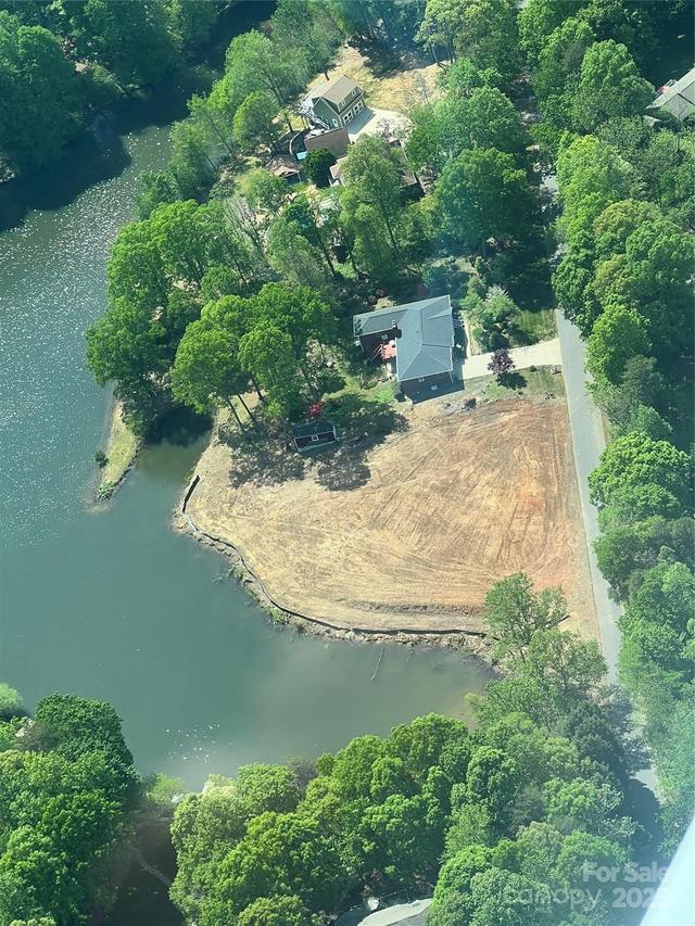 214 Farmstead Ln., Mooresville, NC 28117