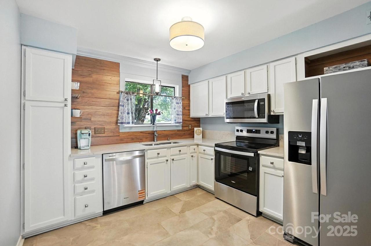 3020 Heathstead Pl. #A, Charlotte, NC 28210