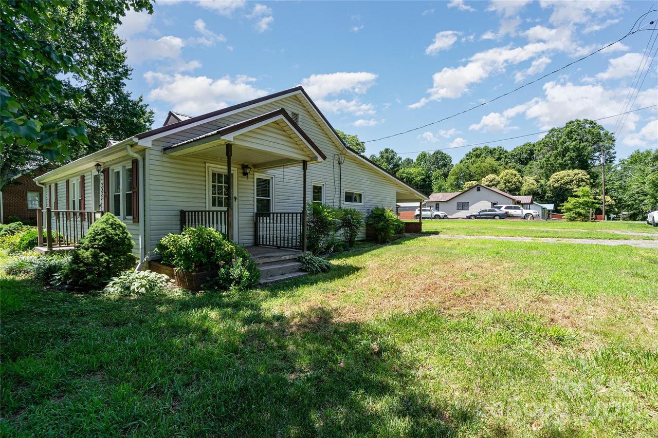 3425 Long Ferry Rd., Salisbury, NC 28146