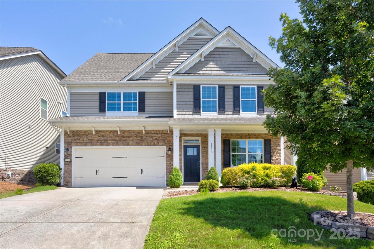1325 Grantwood Ave., Concord, NC 28027