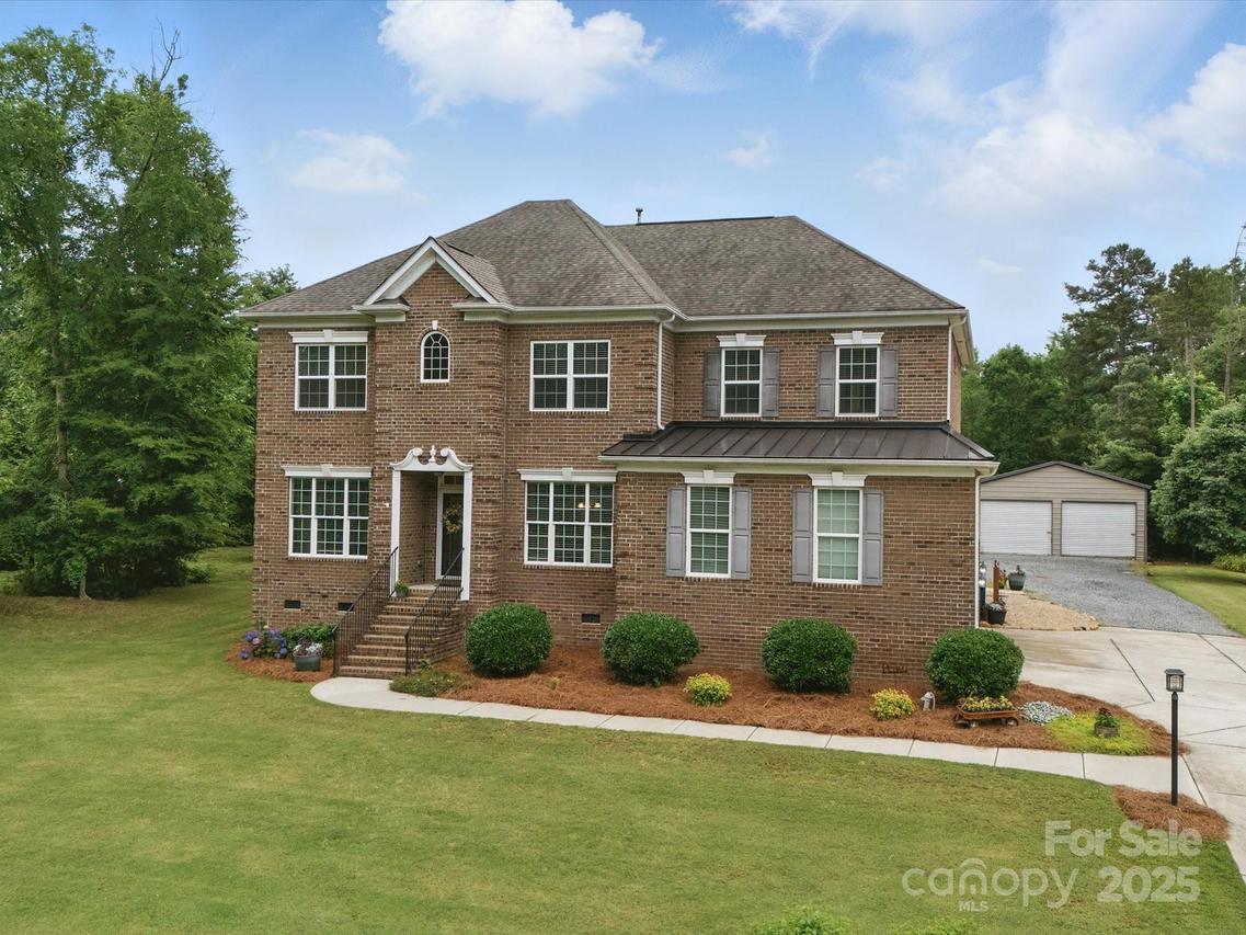 9450 Surface Hill Rd., Mint Hill, NC 28227