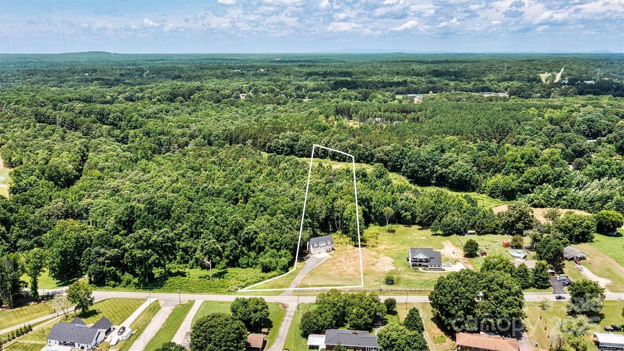 237 Mariposa Rd., Stanley, NC 28164