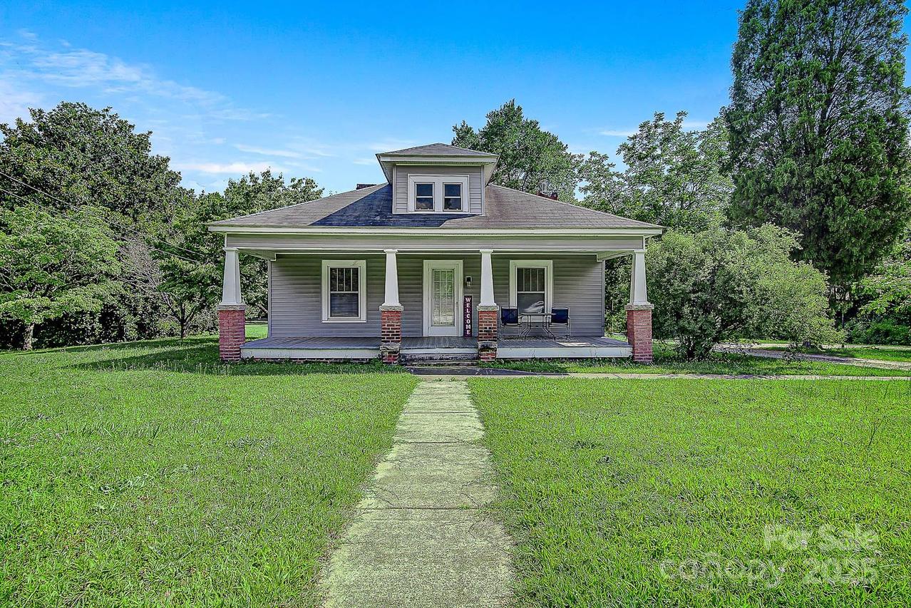 2417 Statesville Blvd., Salisbury, NC 28147