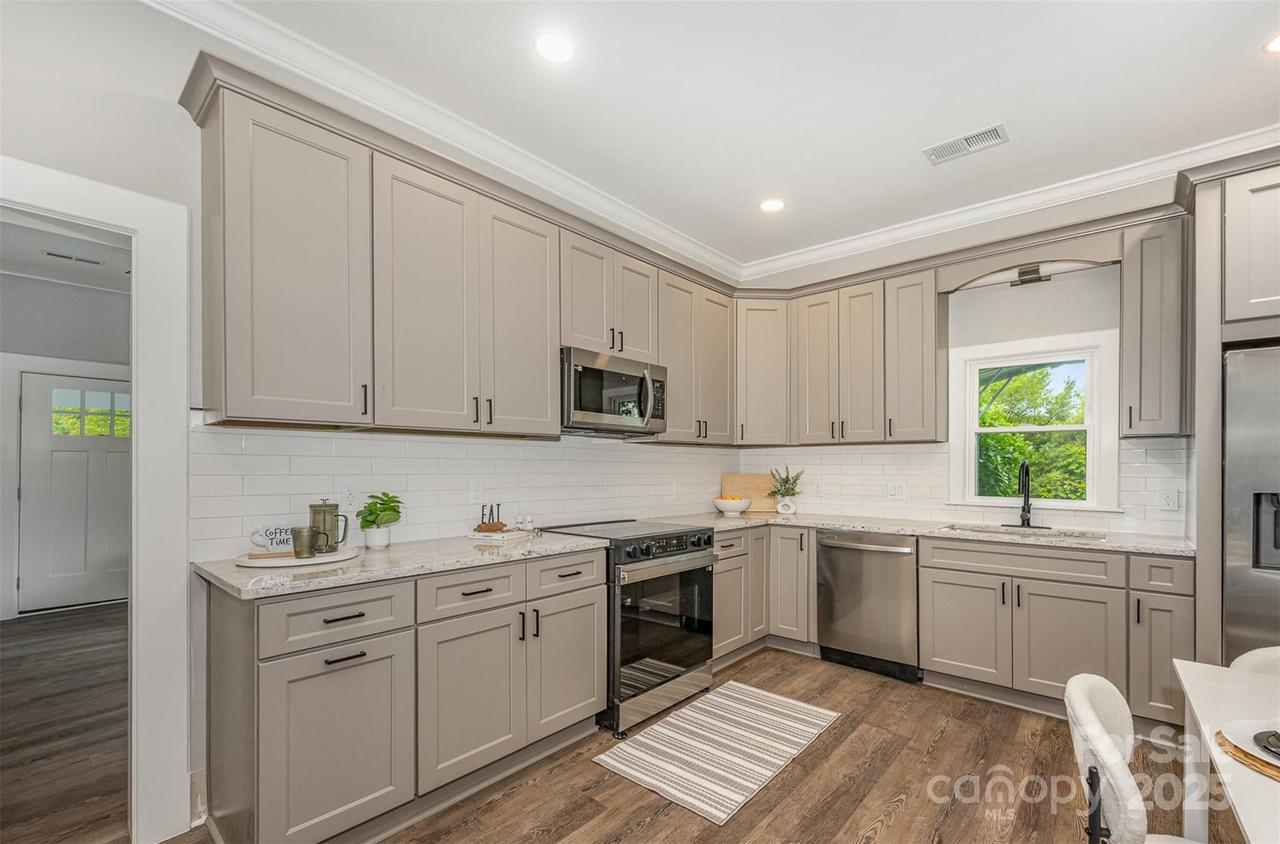 201 Valley St., Stanley, NC 28164