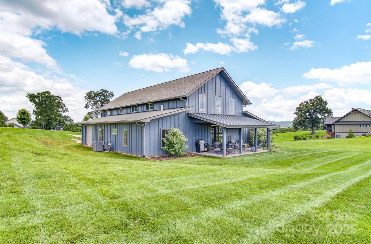147 Majestic Ridge Rd., Mills River, NC 28759