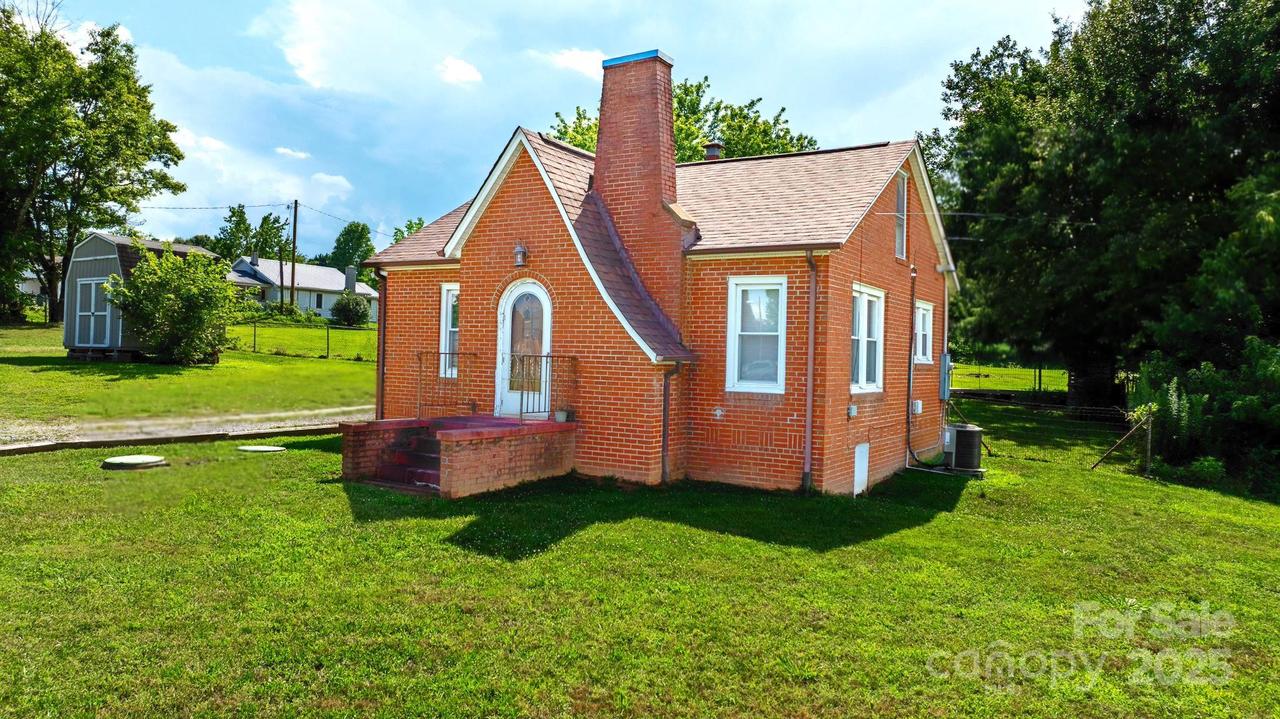 7688 Old Nc 10 Hwy., Connelly Springs, NC 28612