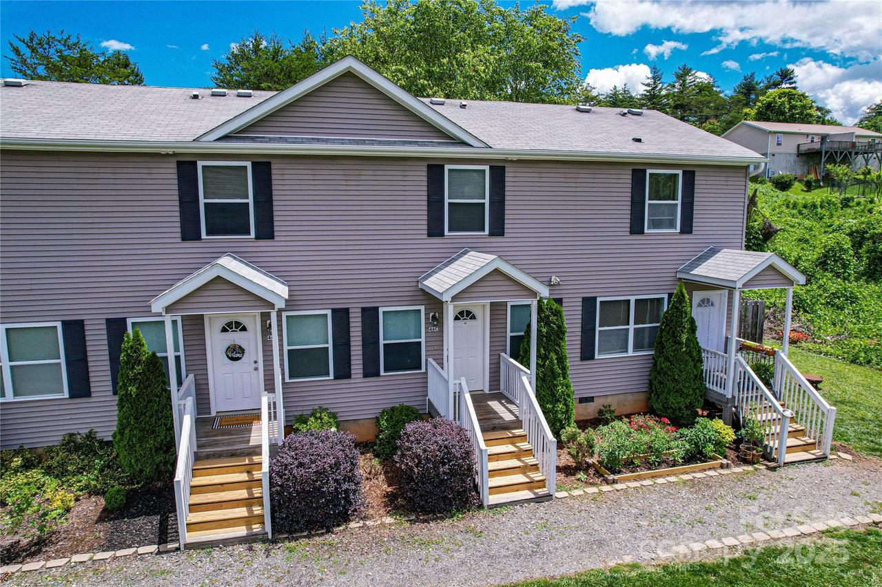 46 Spicewood Rd., Weaverville, NC 28787