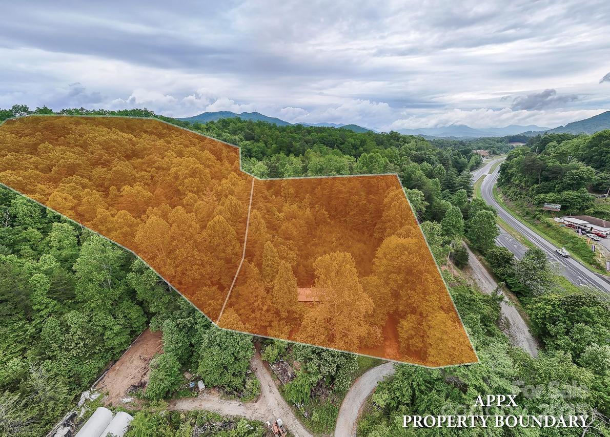 65 Cunningham Rd., Bryson City, NC 28713
