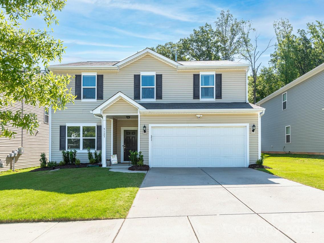 9123 Magnolia Lily Ave., Charlotte, NC 28227