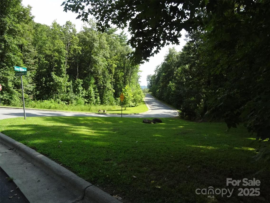 1335 Prince William Dr. #10, Lenoir, NC 28645