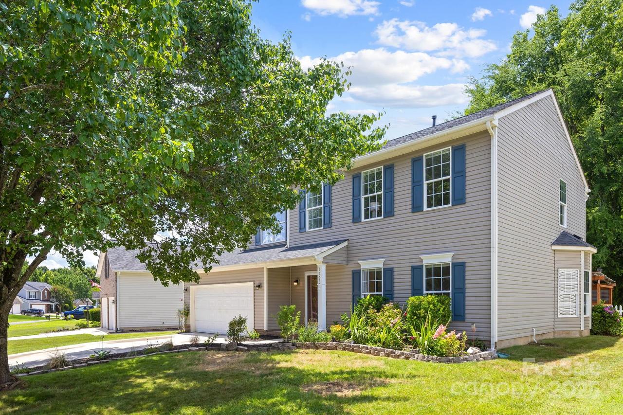 6720 Long Nook Ln., Indian Trail, NC 28079