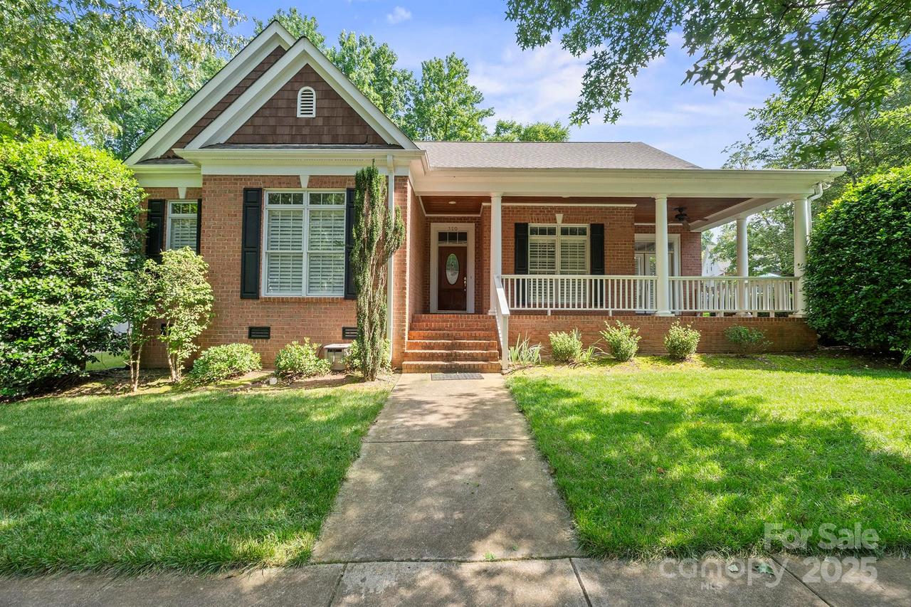 320 Magnolia St., Davidson, NC 28036