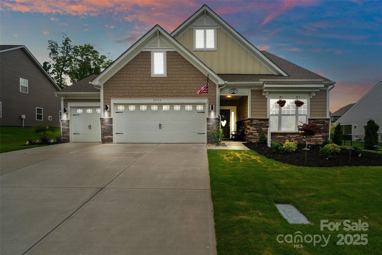 17733 Burnt Hickory Dr., Charlotte, NC 28278