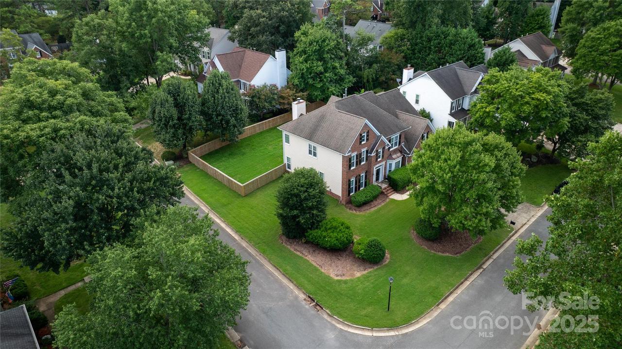2609 Lamp Post Ln., Kannapolis, NC 28081