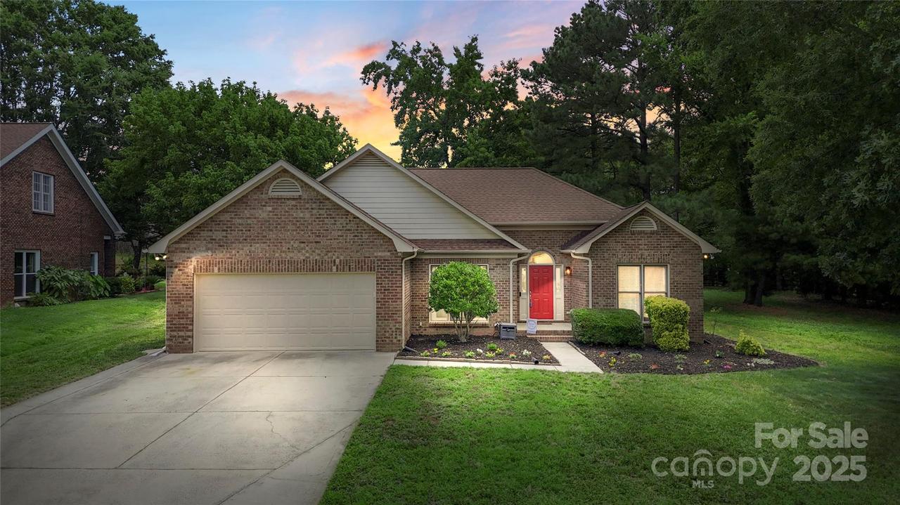 14747 Pomerol Ln., Pineville, NC 28134