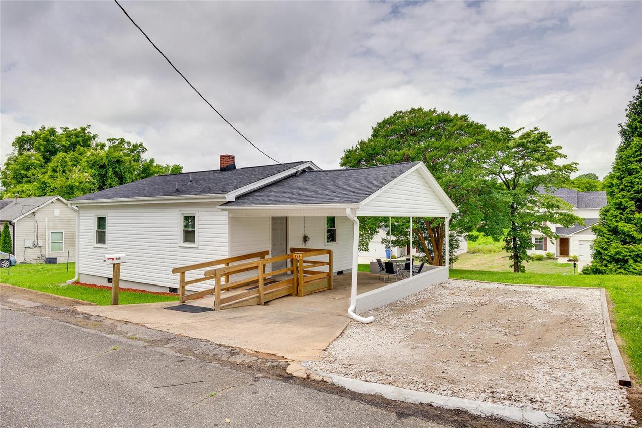 814 Grace St., Kings Mountain, NC 28086