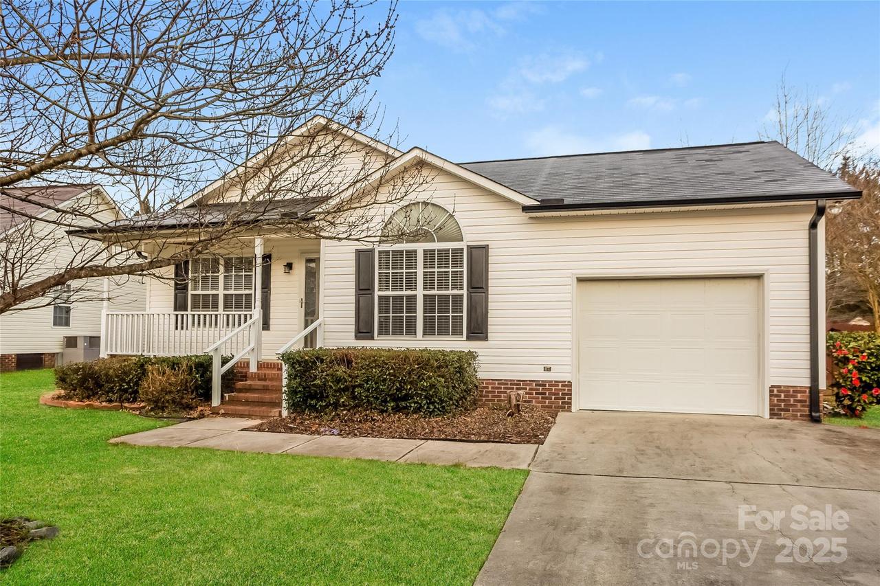 828 Saint Andrews Pl., Concord, NC 28025
